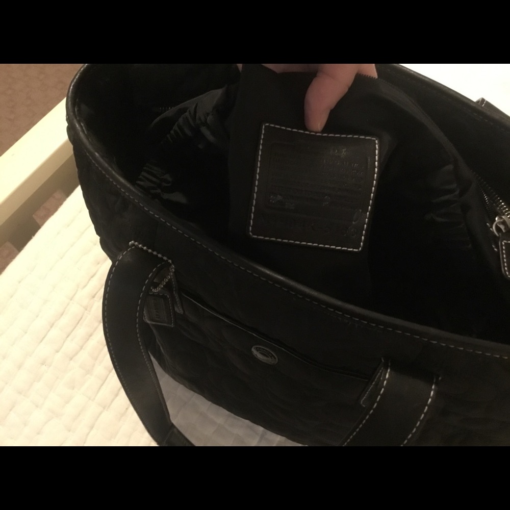 Authentic Coach black baby bag - Picture 7 of 8
